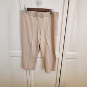 J Jill Slim Leg Cropped/Capri  Pants, Size M